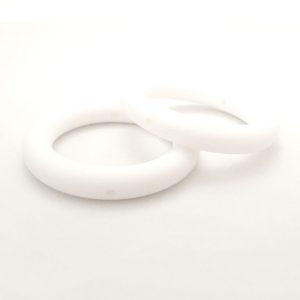 силиконовое кольцо 65 мм со сквозным отверстием белое